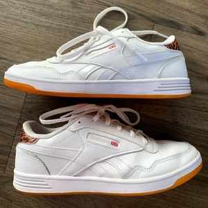 Reebok Women's Club MEMT Sneaker.